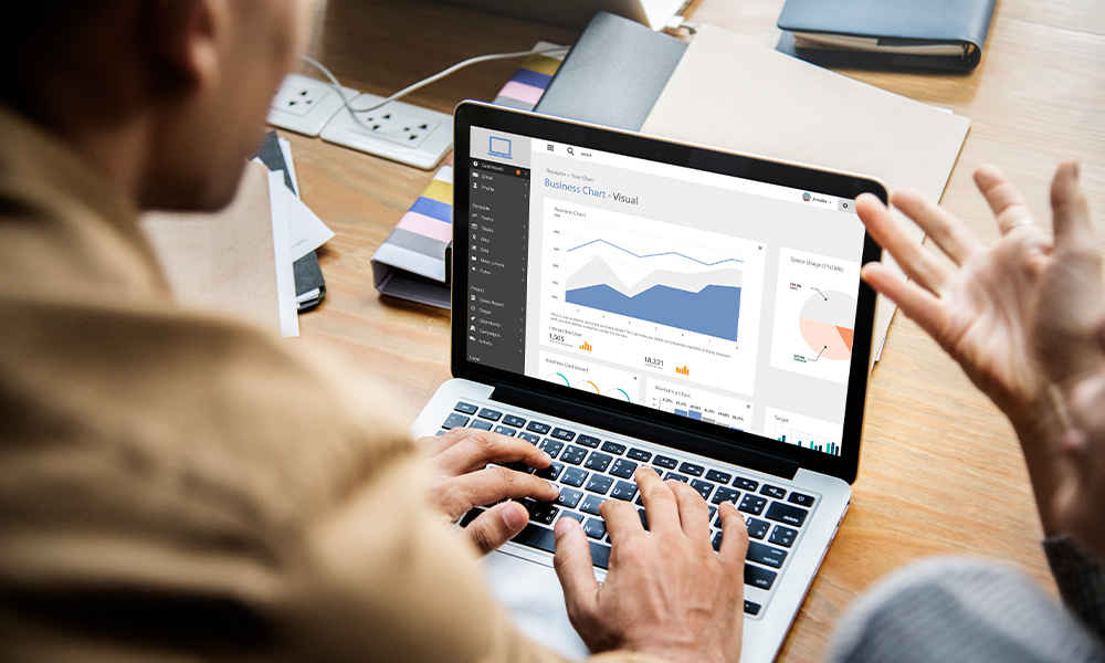 people working laptop meeting 2